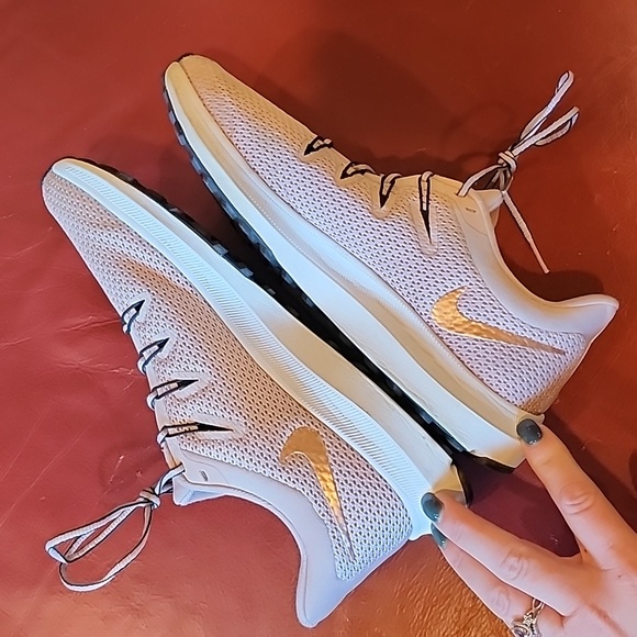 EUC Nike: Quest 2 Running Shoe, Stone Mauve, Women's 10.5 - Picture 6 of 12